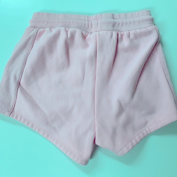 Pink CHAMPION sweatshirts size small reverse weave - Picture 2 of 4